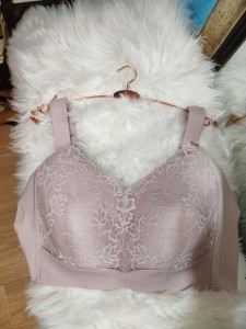 P113 /4扣布杯包覆內衣